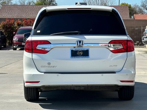Used 2019 Honda Odyssey Elite image 5