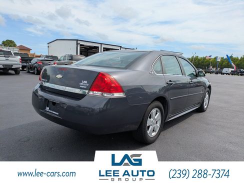 Used 2009 Chevrolet Impala LT FWD image 3
