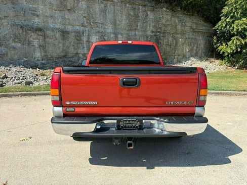 Used 2001 Chevrolet Silverado 1500 LS w/ Firm Ride Suspension Pkg RWD image 6