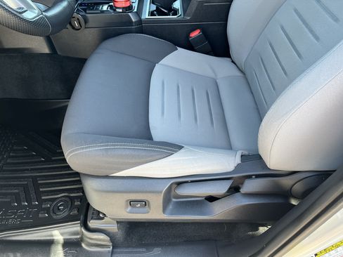 Used 2024 Toyota Tacoma TRD Off-Road AWD/4WD image 15