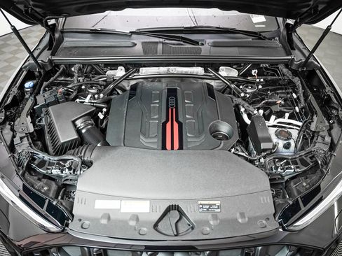 New 2025 Audi SQ5 Premium Plus image 4
