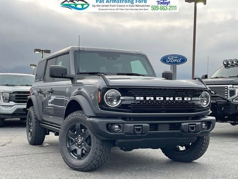 New 2025 Ford Bronco Big Bend w/ Black Diamond Package image 1