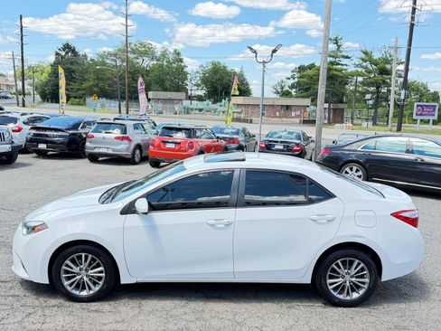 Used 2015 Toyota Corolla LE FWD image 7