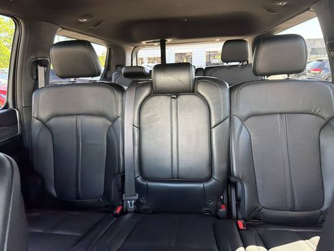 Used 2022 Jeep Wagoneer Series II AWD/4WD image 22