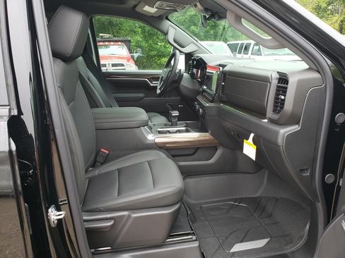 New 2026 Chevrolet Silverado 1500 RST w/ Convenience Package II AWD/4WD image 22