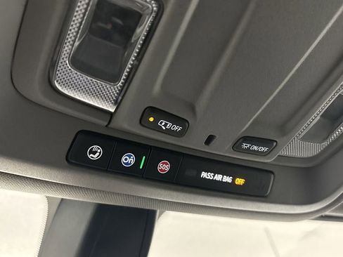 Used 2021 Chevrolet Silverado 1500 Custom Trail Boss image 45