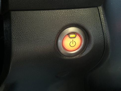 Used 2013 Nissan Leaf S w/ Charger Pkg FWD image 33