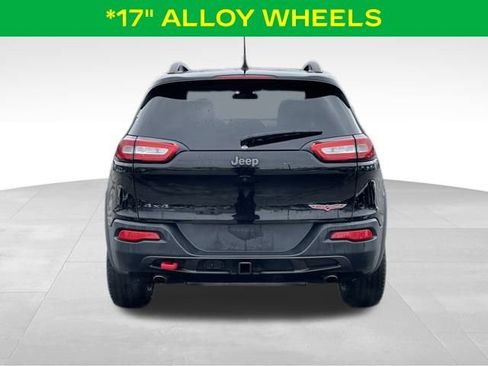 Used 2017 Jeep Cherokee Trailhawk w/ Comfort/Convenience Group image 10