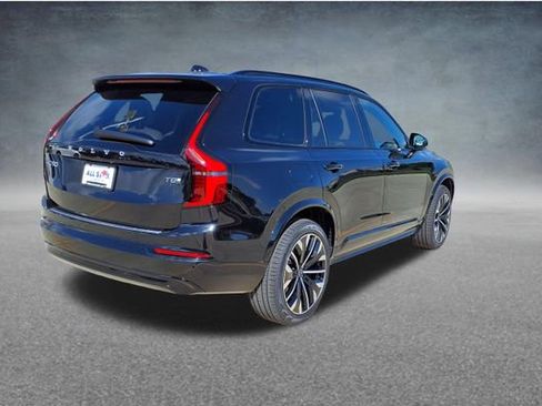 New 2026 Volvo XC90 T8 Ultra w/ Protection Package Premier AWD/4WD image 7