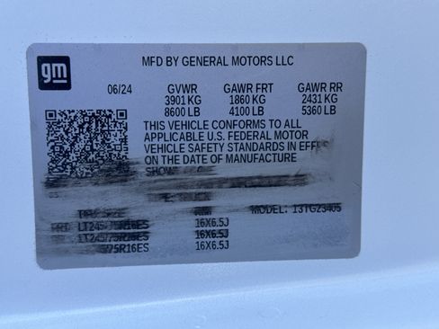 Used 2024 GMC Savana 2500 w/ Driver Convenience Package image 39