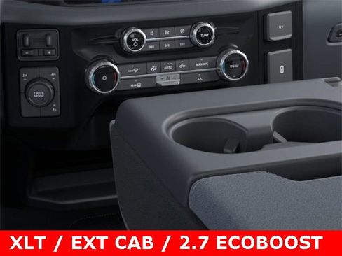 New 2025 Ford F150 XLT w/ Equipment Group 301A Standard image 15