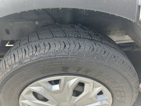 Used 2018 Ford Transit 250 130 Low Roof w/ Exterior Upgrade Package image 12