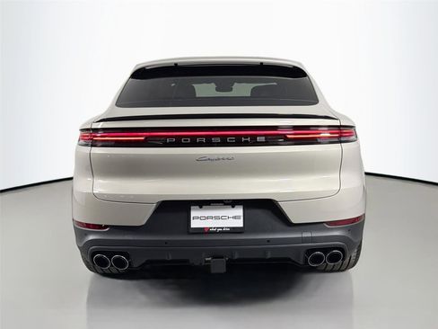 Certified 2026 Porsche Cayenne Coupe AWD/4WD image 6