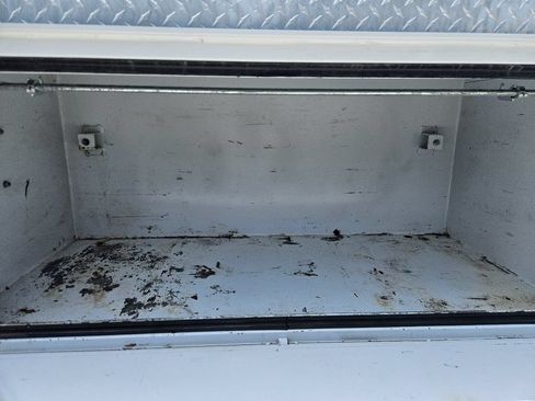 Used 2022 Ford F650 2WD Regular Cab Super Duty image 31