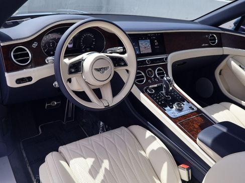 New 2026 Bentley Continental GTC AWD/4WD image 4