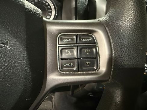 Used 2022 RAM 1500 Classic SLT w/ Protection Group AWD/4WD image 25