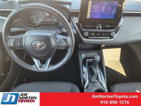 Used 2024 Toyota Corolla SE image 28
