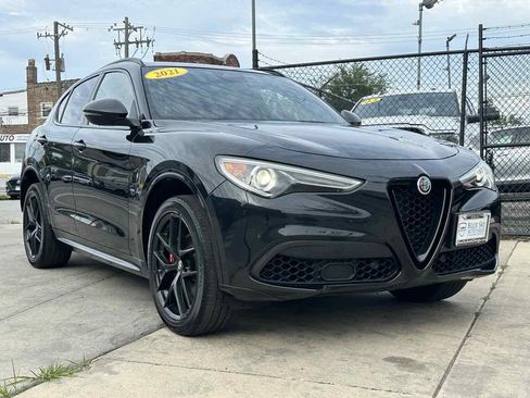 Used 2021 Alfa Romeo Stelvio Ti Sport AWD/4WD image 3