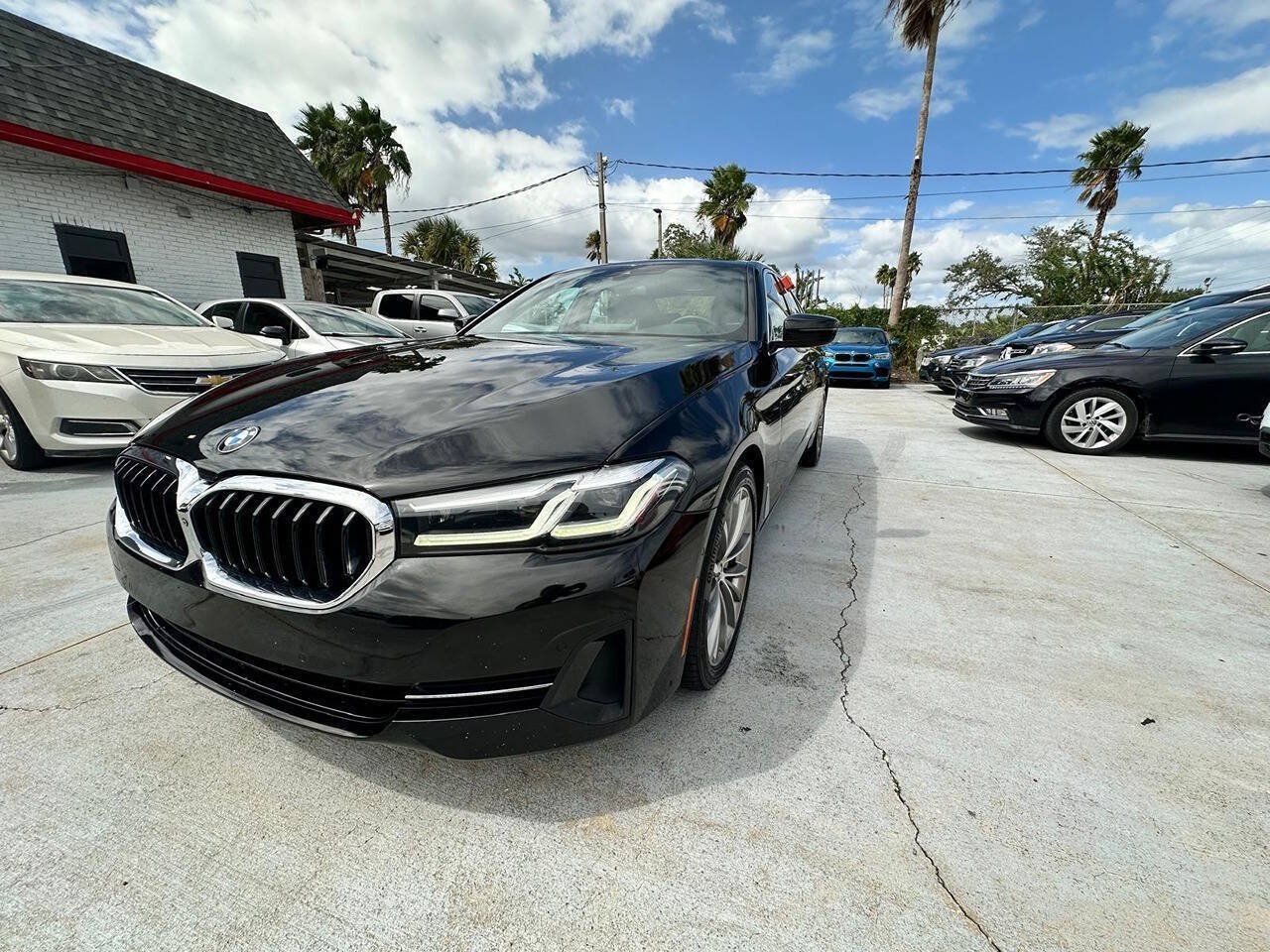 Used 2021 BMW 530i w/ Convenience Package RWD image 3