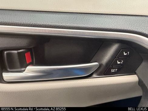 Used 2021 Toyota RAV4 XLE Premium FWD image 19