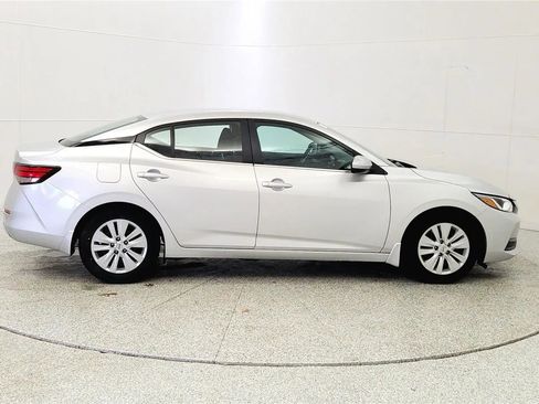 Used 2022 Nissan Sentra S image 8