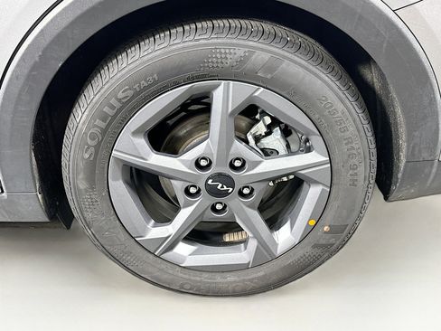 Used 2025 Kia K4 FWD image 11