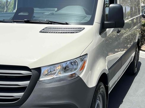 Used 2026 Mercedes-Benz Sprinter 2500 image 42