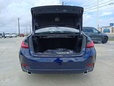 New 2026 BMW 330i Sedan image 9