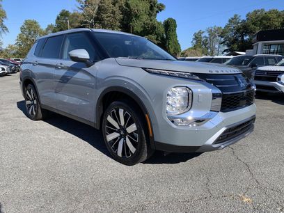 New 2025 Mitsubishi Outlander SE