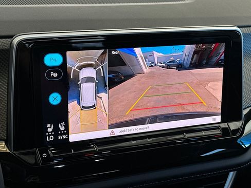 New 2025 Volkswagen Atlas Cross Sport SEL Premium R-Line image 18