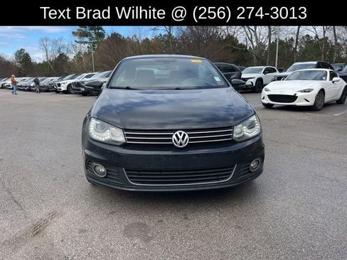 Used 2013 Volkswagen Eos Lux image 2