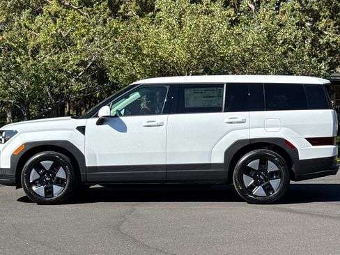 New 2026 Hyundai Santa Fe SE image 7