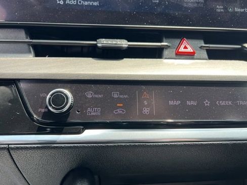 Certified 2023 Kia Sportage X-Pro Prestige AWD/4WD image 23