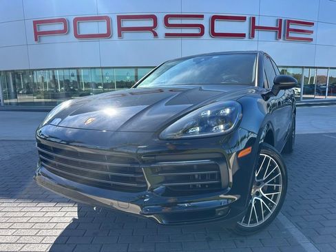 Used 2022 Porsche Cayenne Platinum Edition image 1