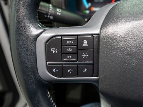 Used 2022 Ford F150 Lariat w/ Equipment Group 502A High image 35