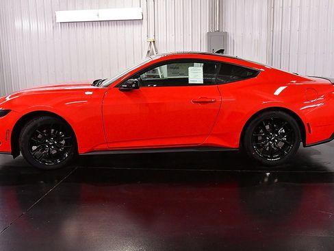 New 2026 Ford Mustang Coupe image 4