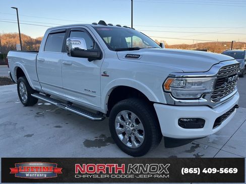 Used 2023 RAM 2500 Limited w/ Towing Technology Group image 30