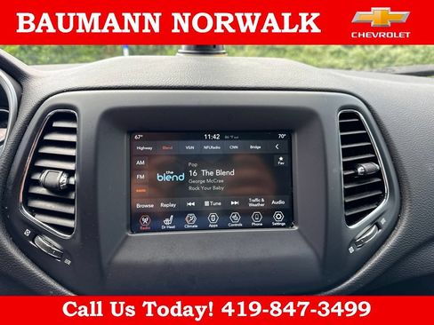 Used 2021 Jeep Compass Latitude w/ Convenience Group AWD/4WD image 13