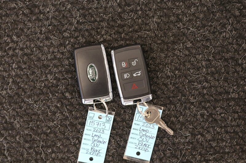 Used 2023 Land Rover Defender 110 S AWD/4WD image 90