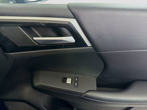 Used 2024 Mitsubishi Outlander SE image 31