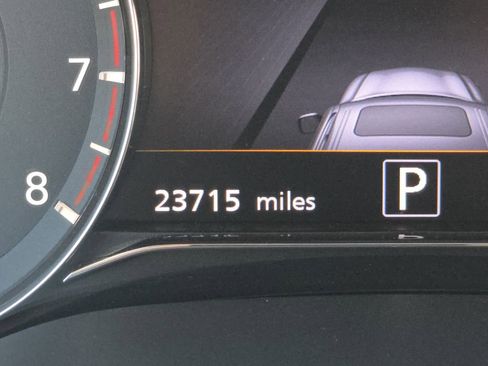 Used 2023 INFINITI QX80 Luxe w/ Cargo Package image 34