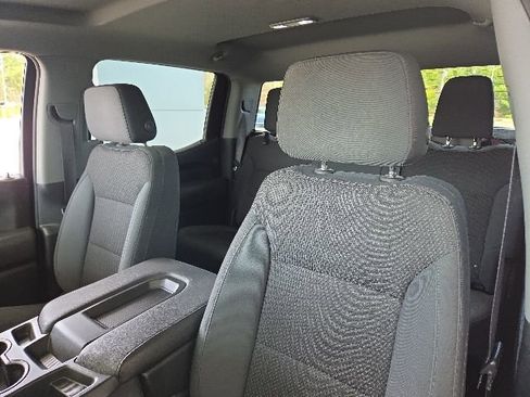Used 2019 GMC Sierra 1500 4x4 Crew Cab w/ Convenience Package image 17