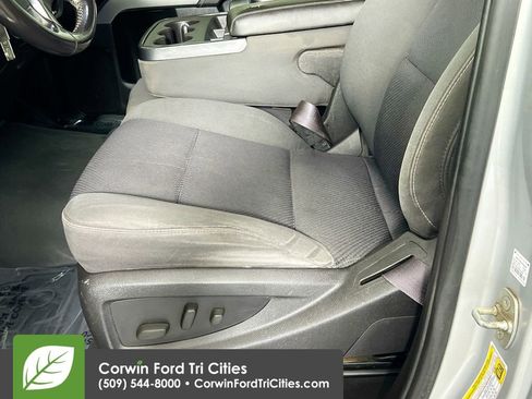 Used 2015 Chevrolet Silverado 2500 LT AWD/4WD image 21