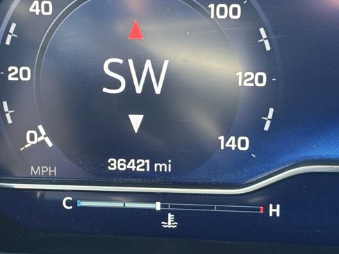 Used 2025 Chevrolet Silverado 1500 LT image 56