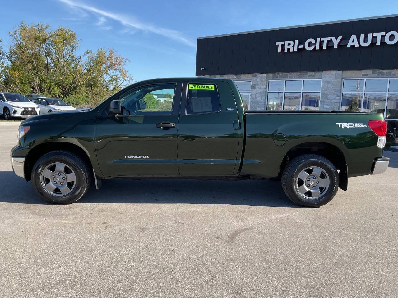 Used 2013 Toyota Tundra 4x4 Double Cab w/ TRD Off-Road Pkg image 3