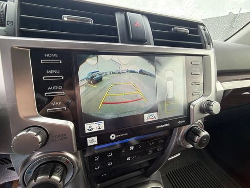 Used 2024 Toyota 4Runner Limited AWD/4WD image 33