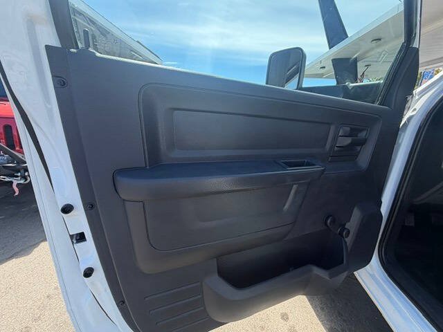 Used 2012 RAM 5500 4x4 Regular Cab w/ Ambulance Prep Group image 14