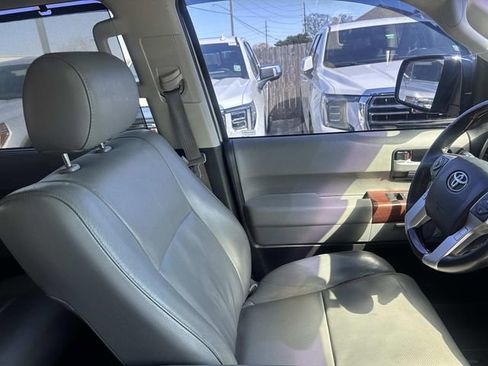 Used 2014 Toyota Sequoia Platinum image 14