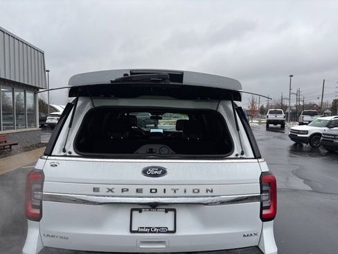 Used 2024 Ford Expedition Max Limited image 18