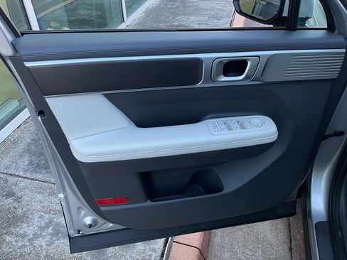 Used 2025 Hyundai Santa Fe SEL image 12